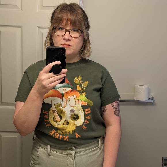 Meet your Posher, Shanda - Picture 1 of 1